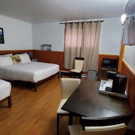 Hotel Fleurs Karaibes Saint-Alexandre-de-Kamouraska Eksteriør bilde