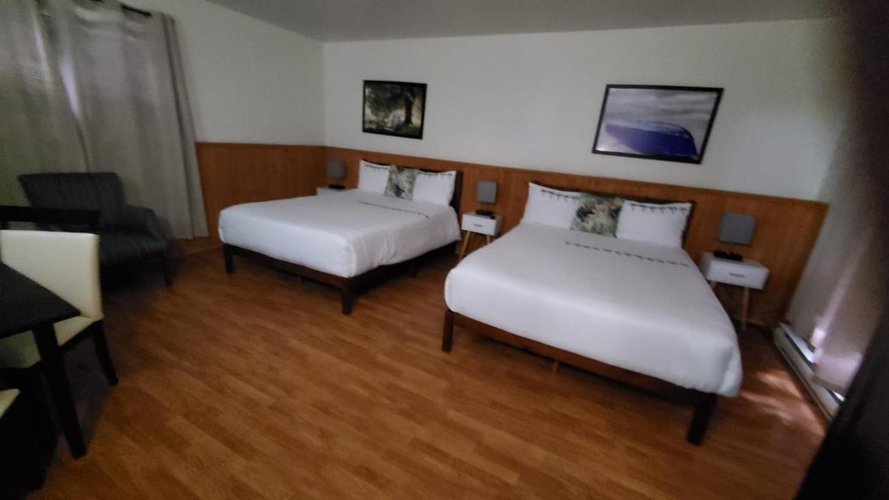 Hotel Fleurs Karaibes Saint-Alexandre-de-Kamouraska Eksteriør bilde
