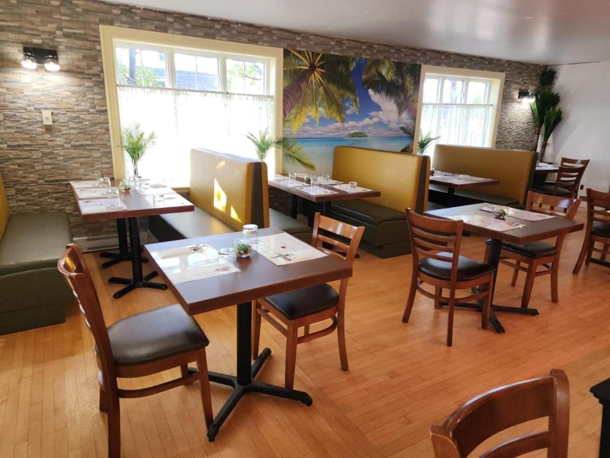 Hotel Fleurs Karaibes Saint-Alexandre-de-Kamouraska Eksteriør bilde